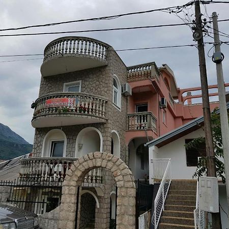 Apartments Astel بار المظهر الخارجي الصورة