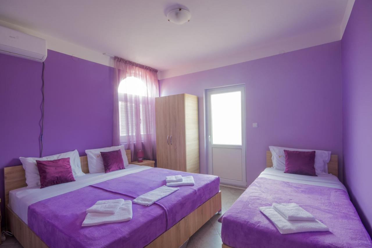 Apartments Astel بار المظهر الخارجي الصورة