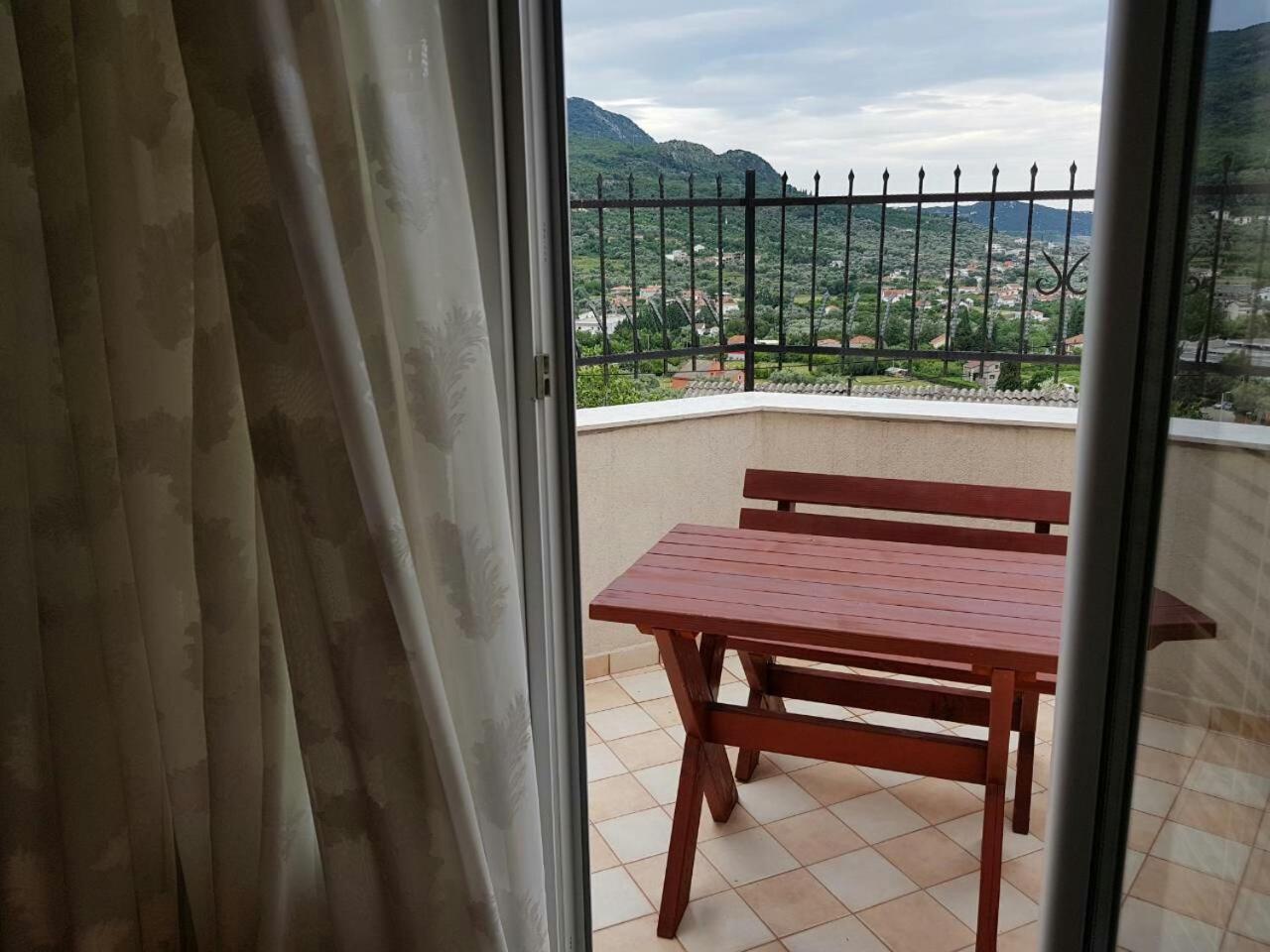Apartments Astel بار المظهر الخارجي الصورة